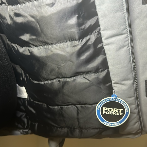 New Era Pinstripe Bowl Yankee Stadium Gray down Jacket Mens Size Small - Picture 11 of 15